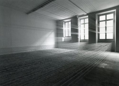 Barbara Munger, Installation view, 1975. Photo credit: Giorgio Colombo