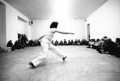 Simone Forti, Huddle, 1975