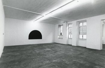 Susanna Tanger, Installation view, 1977. Photo credit: Roberto Masotti